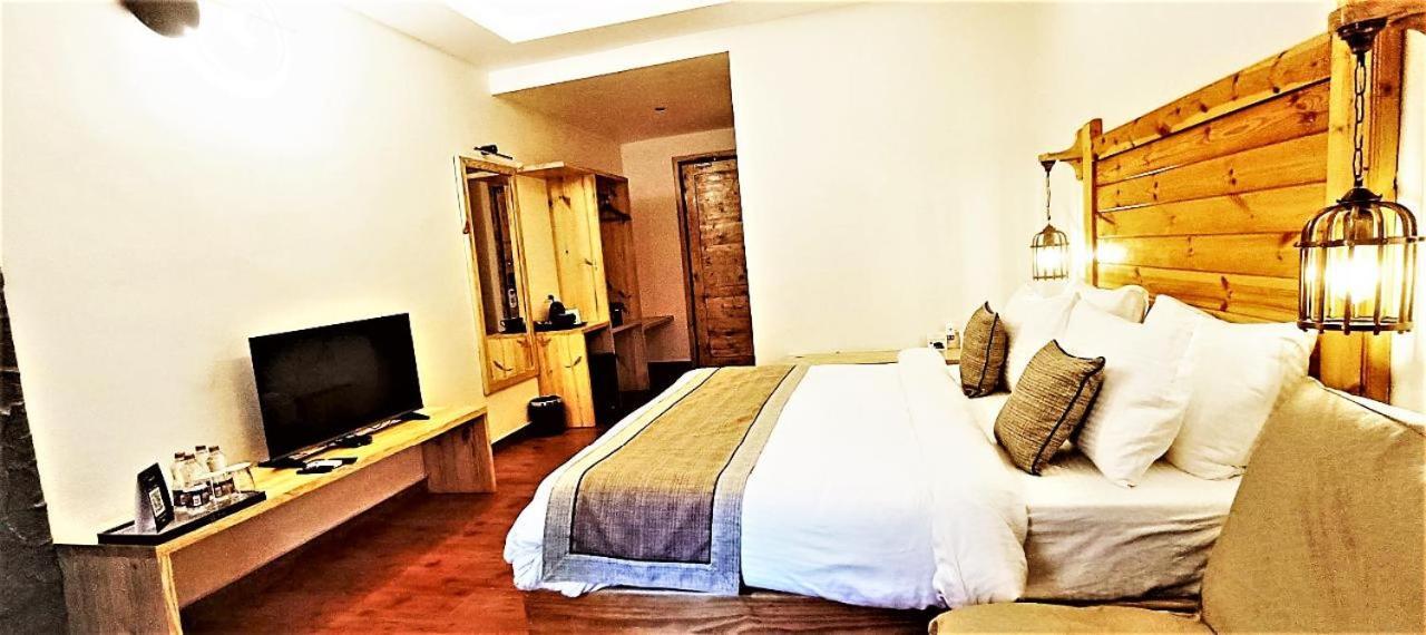 Welcomheritage Tarangi Ramganga Resort Marchula Eksteriør bilde